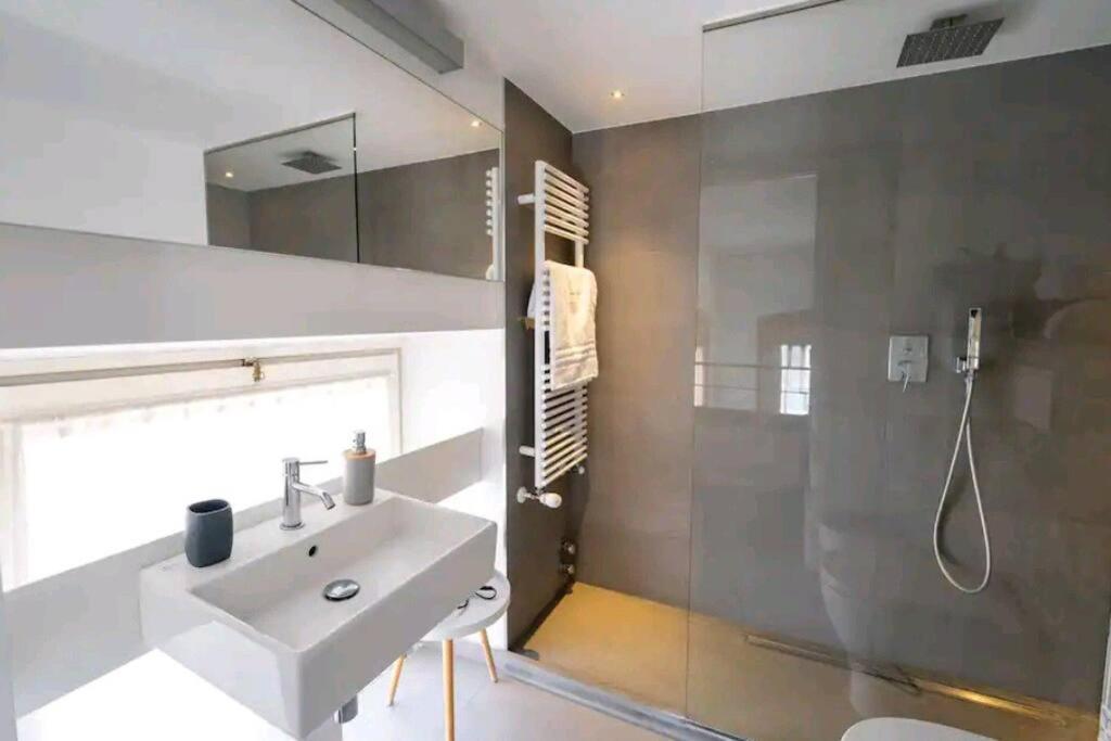 Loft Luxury - Piazza Castello Porta Susa Torino Esterno foto